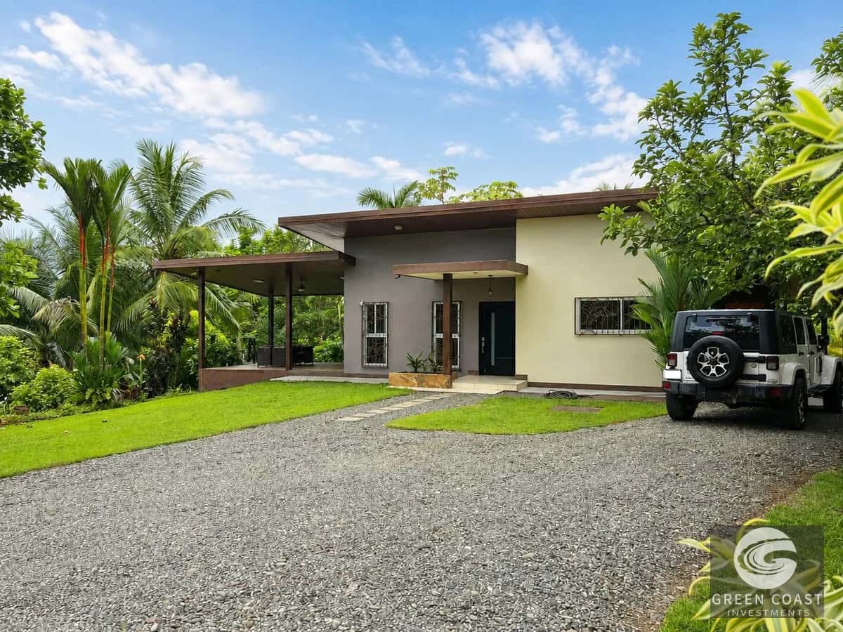 Comprar Propiedad en Jacó Costa Rica: Vista Las Palmas