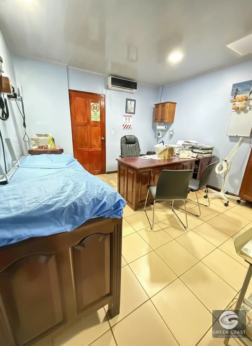 Turnkey 3-Office Medical Clinic with Parking in Alajuela Centro | Central Valley Commercial Investment — view 2, Alajuela Centro, Alajuela Centro, Costa Rica