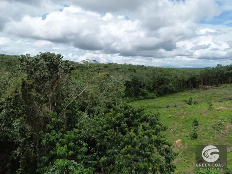 Prime 45-Hectare Development Land with Luxury Views Near Future Southern Costa Rica Airport — view 1, Palmar, Osa, Costa Rica