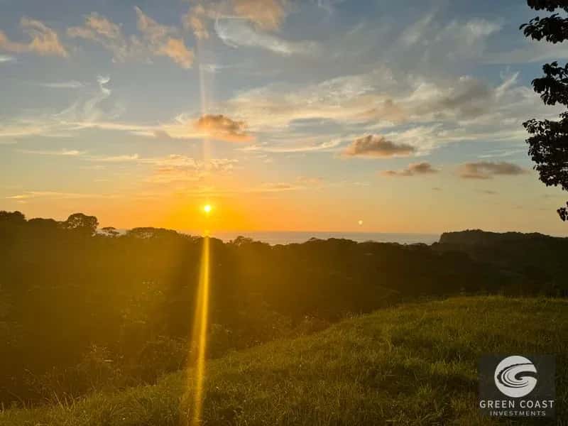Sunset Ocean View Estate Lots in Ojochal: Ready-to-Build Dream Homes or Eco-Lodge — view 1, Costa Rica, Costa Rica