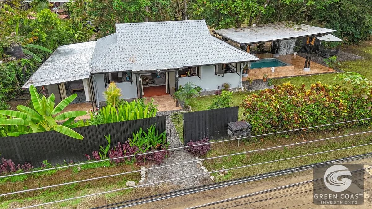 Uvita Oasis: Walk to Whale's Tail & Beach, Modern 3-Bed Home with Pool & Expansion Potential — view 1, Uvita, Uvita, Costa Rica