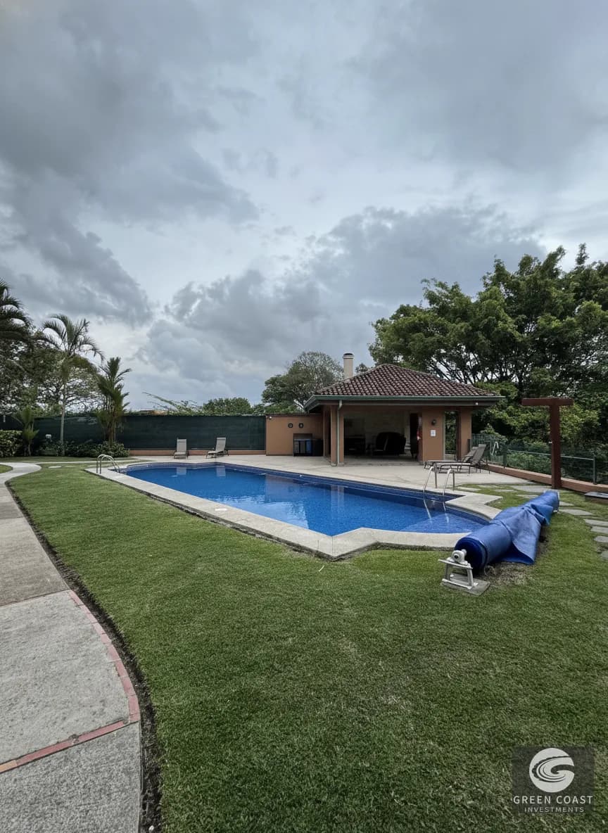 Modern 2-Bed Condo with Pool in Prime San Rafael de Escazú — view 2, San Rafael de Escazú, Barrio Escalante, Costa Rica