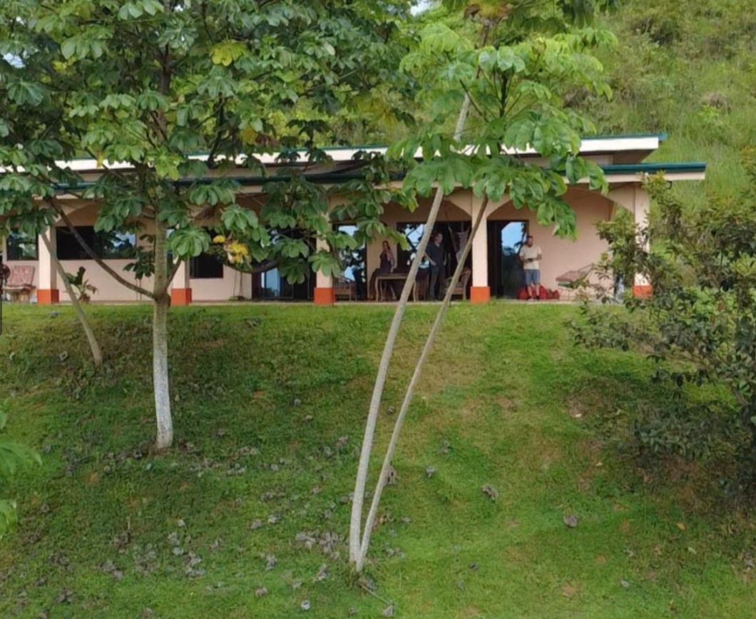 Modern Mountainside Retreat in Lagunas de Barú