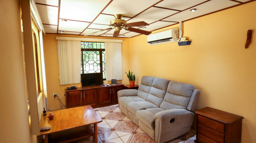 Beach Estate & Main House, three Rentals & a Pool