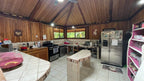 Private Jungle Estate Minutes From City & Coasta