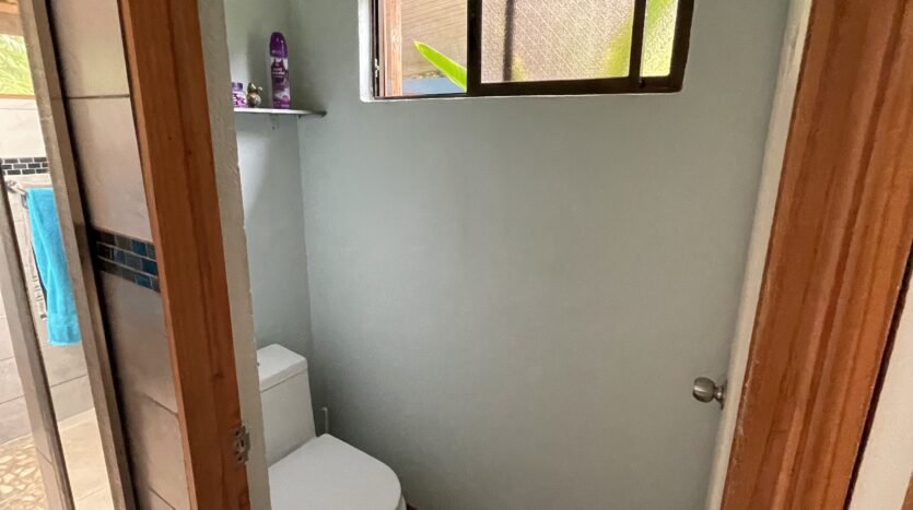 Private Jungle Estate Minutes From City & Coasta