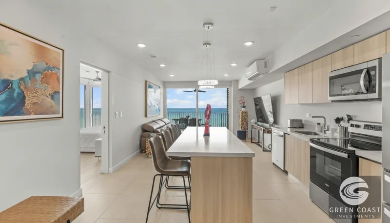 Jaco Oceanfront Corner Unit: 10th Floor Luxury Condo with Panoramic Pacific Views & Rental Potential — view 7, Jaco, Costa Rica
