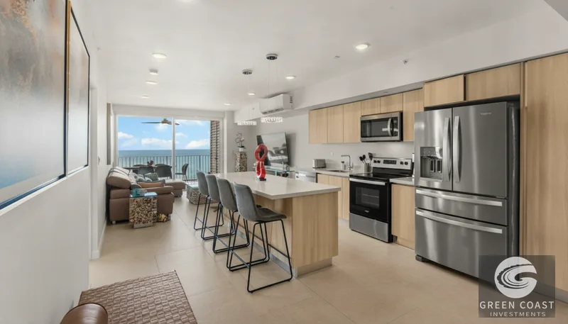 Jaco Oceanfront Corner Unit: 10th Floor Luxury Condo with Panoramic Pacific Views & Rental Potential — view 8, Jaco, Costa Rica