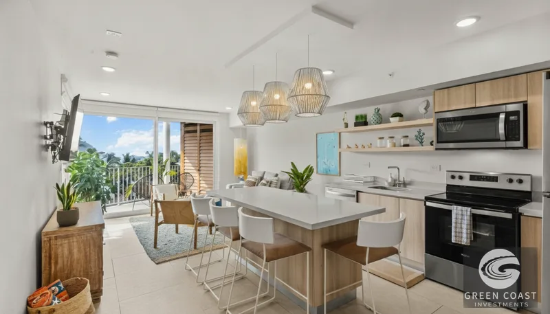 Luxury Oceanfront Condo in Jaco Beach – Panoramic Views & Lock-Off Potential — view 2, Costa Rica, Costa Rica