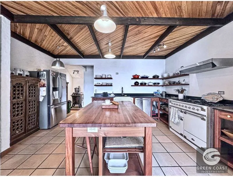 Hidden Paradise: 5-Bed Family Home with Panoramic Views in Brasil de Mora — view 7, Brasil De Mora, Mora, Costa Rica