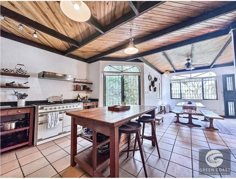 Hidden Paradise: 5-Bed Family Home with Panoramic Views in Brasil de Mora — view 8, Brasil De Mora, Mora, Costa Rica