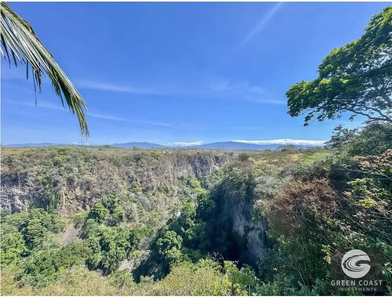 Hidden Paradise: 5-Bed Family Home with Panoramic Views in Brasil de Mora — view 10, Brasil De Mora, Mora, Costa Rica
