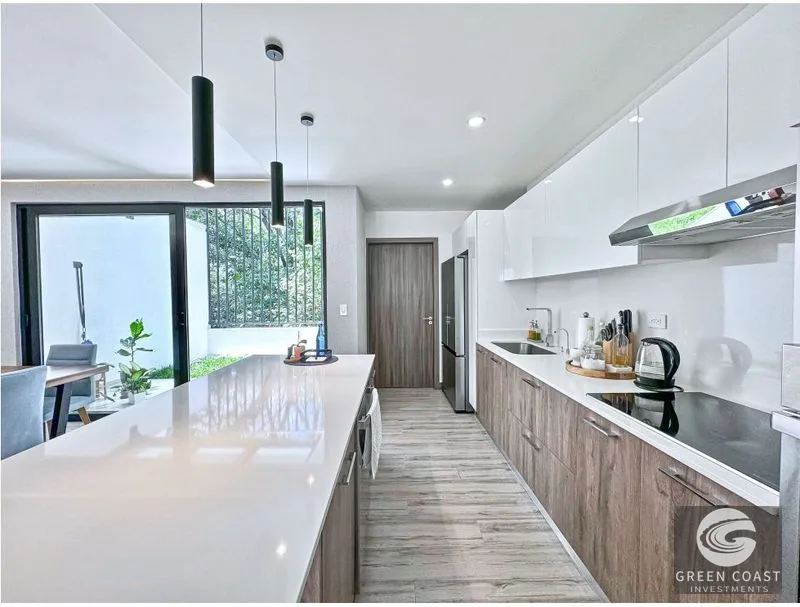 Modern 3-Bed Home in San Antonio, Escazú - Gated Community with Pool & Forest Views — view 9, San Antonio, Escazú, Costa Rica