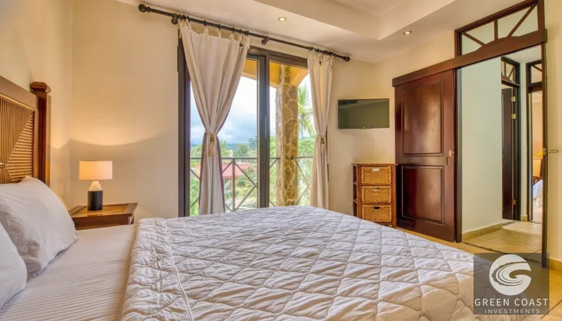 Oceanfront Jaco Condo: 3 Beds, Resort Pool, Beachfront Living - Bahia Encantada H3 — view 13, Costa Rica, Costa Rica