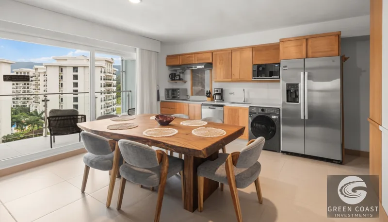 Luxury Jacó Condo: 2 Bed, 2 Bath with Mountain Views, Balcony & Resort Amenities, 1 Block to Beach — view 4, Jacó, Garabito, Costa Rica