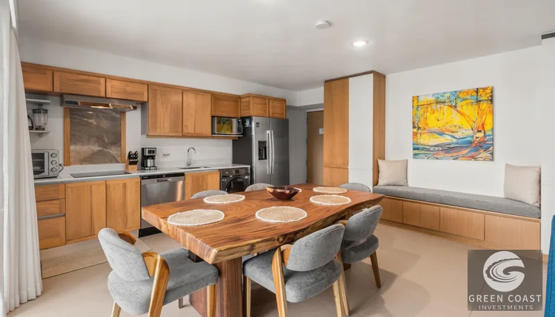 Luxury Jacó Condo: 2 Bed, 2 Bath with Mountain Views, Balcony & Resort Amenities, 1 Block to Beach — view 5, Jacó, Garabito, Costa Rica