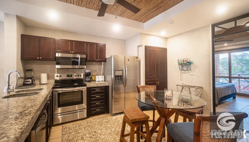 Luxury Oceanfront 3-Bed Condo in Jaco Beach – Panoramic Views & Resort Amenities — view 9, Costa Rica, Costa Rica