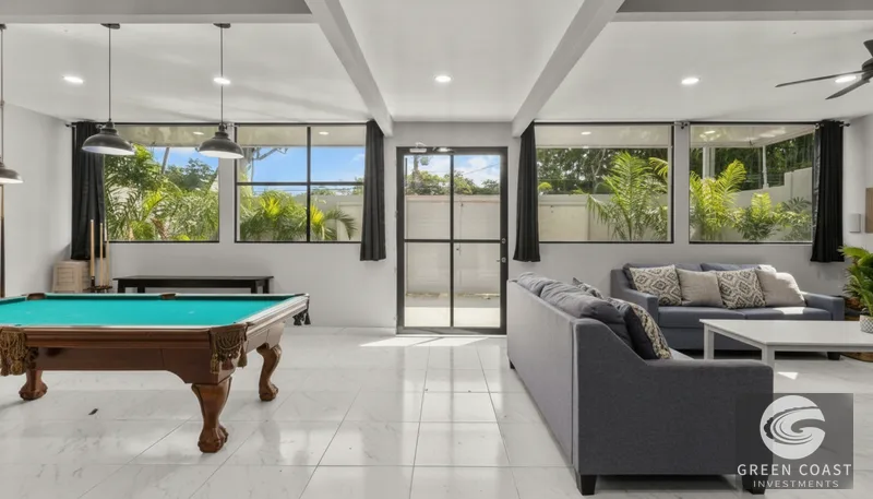 Jaco Beachfront 18-Bed Oasis: Premier Income-Generating Retreat with Pool — view 14, Costa Rica, Costa Rica