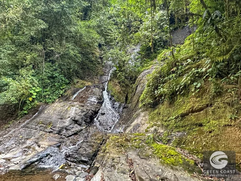 A Huge Rainforest, River & Waterfall Property With TWO Mountain & Jungle-View Luxury Homes on a Massive 4.93 Acre Lot – PLUS an Additional Plantel ready for Dev