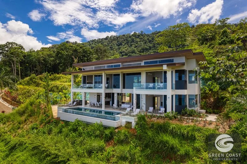 Bella Vista Estate: Ocean & Mountain Views, Waterfall Entry, Infinity Pool, Tropical Luxury — view 3, Dominical, Costa Rica
