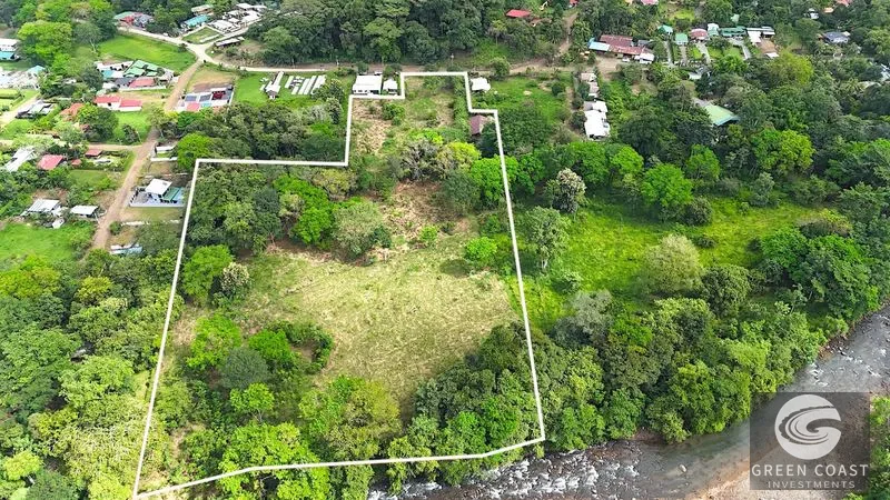 Uvita Development Gem: 10.67 Acres for Visionary Residential & Commercial Projects — view 1, Uvita, Osa, Costa Rica
