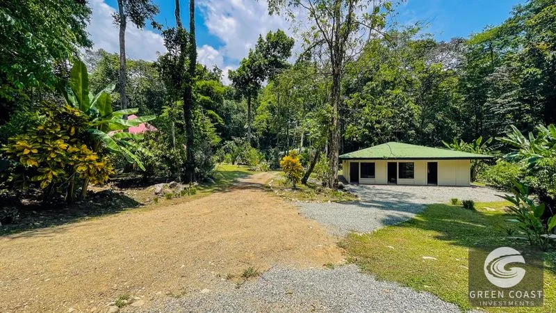 Riverfront Estate with Multiple Homes & Expansion Potential in Ojochal — view 13, Ojochal, Costa Rica