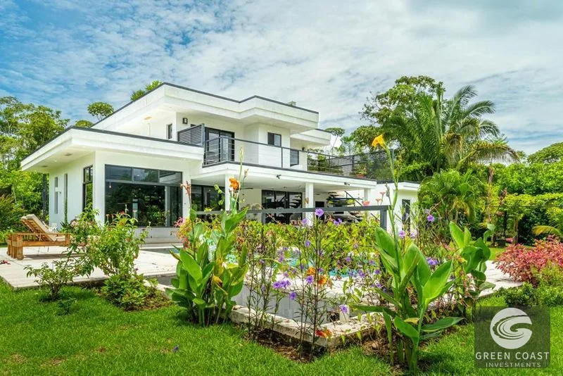 Ojochal Modern Oasis: Jungle & Mountain View Home with Pool, Playground & Rooftop Terrace — view 3, Puerto Cortés, Osa, Costa Rica