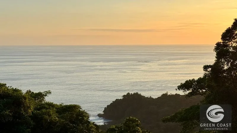 Panoramic Ocean View Lot in Uvita: 5,000 m² Near Playa Hermosa with Refreshing Breezes — view 4, Uvita, Bahia Ballena, Costa Rica