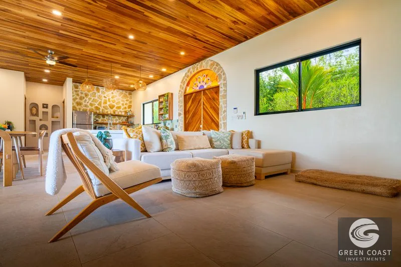 Ojochal Oasis: Modern Tropical Home with Ocean & Mountain Views, Smart Features & Bali-Style Pool — view 12, Ojochal, Costa Rica
