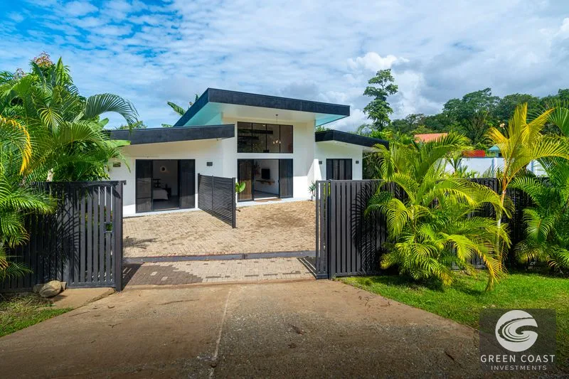 Uvita Oasis: Modern 3-Bed Home Steps from National Park Beach & Town Amenities — view 5, Bahía Ballena, Osa, Costa Rica