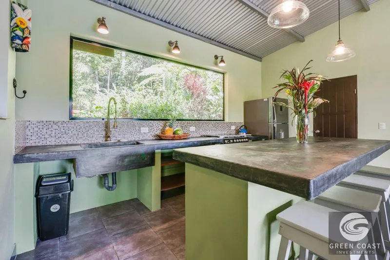 Lagunas Jungle Retreat: 11-Acre Estate with Villas, Trails & Panoramic Mountain Views Near Dominical — view 8, Bahía Ballena, Osa, Costa Rica