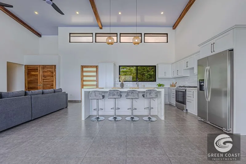 Chontales Luxury: Modern Villa with Panoramic Ocean & Mountain Views in Gated Community — view 4, Bahía Ballena, Osa, Costa Rica