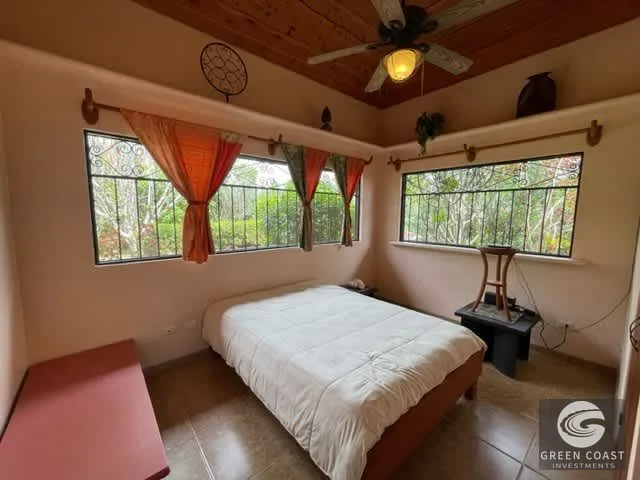 Ocean View Estate: 2-BR Home, Infinity Pool, Guest House & Fruit Orchards on 5.2 Acres — view 15, Platanillo, Platanillo, Costa Rica