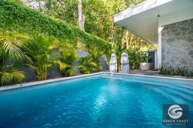 Stunning 3-Bedroom, 2.5-Bathroom Tropical Mid-Century Modern Home – Steps from the Beach — view 5, Uvita, Osa, Costa Rica