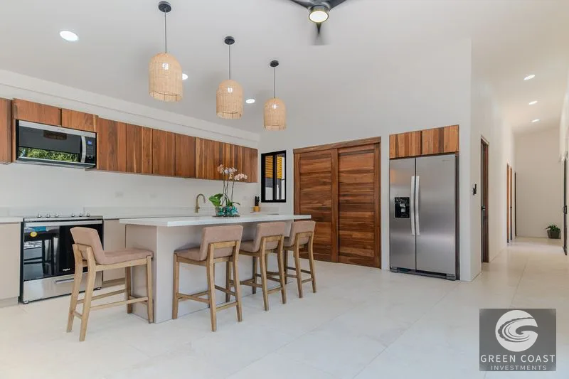Uvita Oasis: Walk to Whale Tail Beach from Your Brand-New Luxury Villa with Private Pool — view 3, Bahía Ballena, Osa, Costa Rica