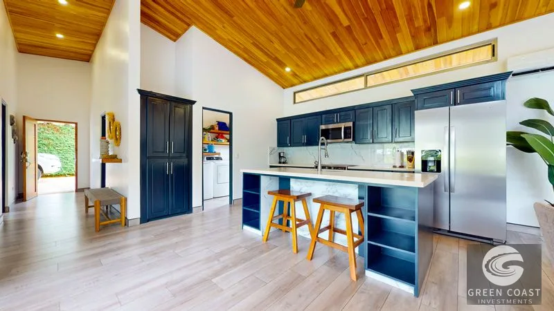 Modern 3BR Ojochal Home: Gated Community, Pool, Furnished & Family-Friendly Near Beaches & Schools — view 2, Ojochal, Costa Rica