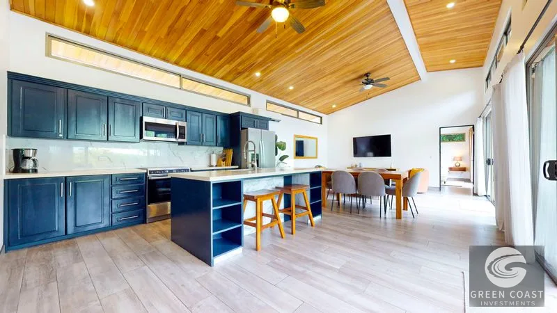 Modern 3BR Ojochal Home: Gated Community, Pool, Furnished & Family-Friendly Near Beaches & Schools — view 3, Ojochal, Costa Rica