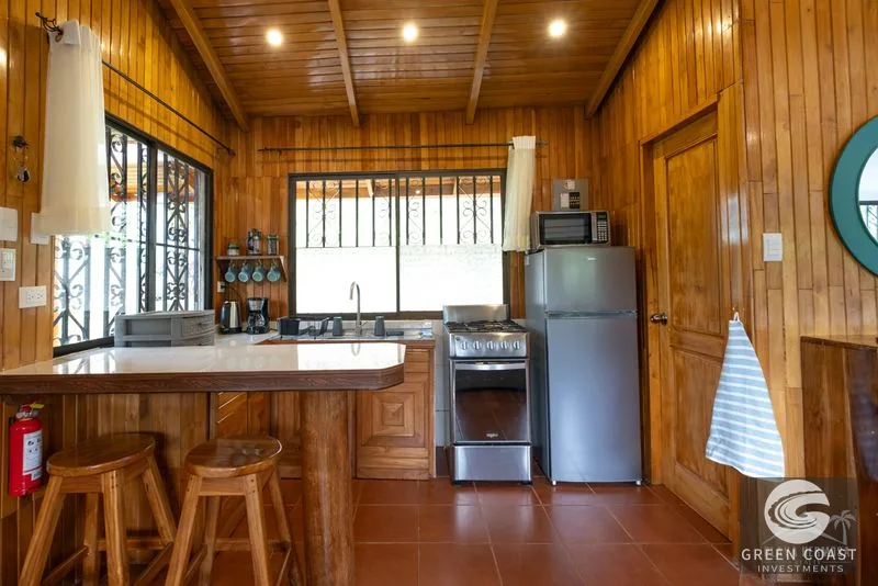 Jungle Cabin Near Playa Hermosa: Proven Airbnb Income & Fully Furnished — view 25, Costa Rica