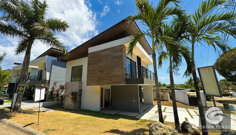 Modern 3-Bed Oasis with Private Pool in Gated Playa Hermosa Community — view 3, Jacó, Garabito, Costa Rica