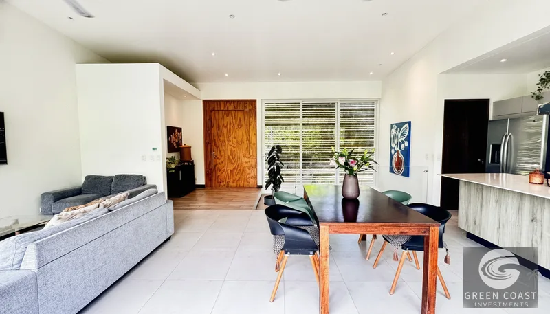 Modern Tropical Retreat in Playa Hermosa: Furnished 2-Bed Townhome with Pool & Jungle Views — view 12, Jacó, Garabito, Costa Rica