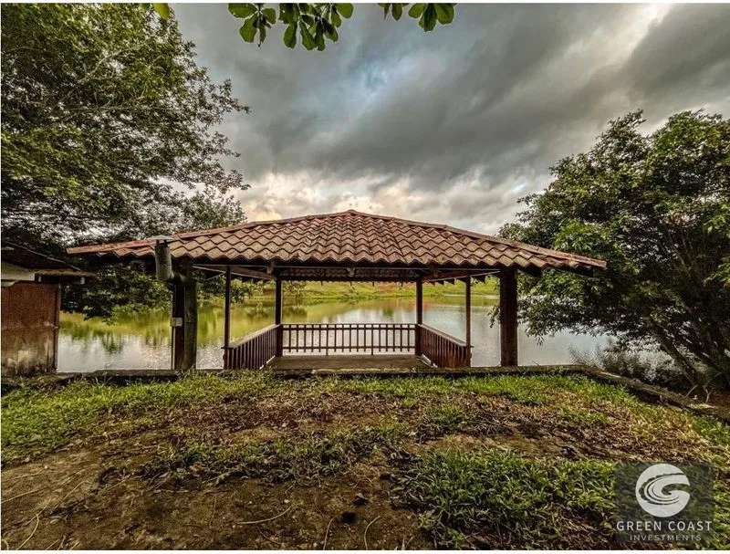 Luxury Lakeside Estate: Private Lake Access, 2 Homes, Pool & Dock in Quintas Lago Wilson — view 14, Boca Arenal, San Carlos, Costa Rica
