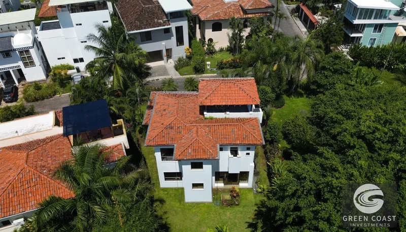 Beachfront Luxury in Hermosa Palms: 3-Bed Home with Ocean View Terrace — view 2, Jacó, Garabito, Costa Rica