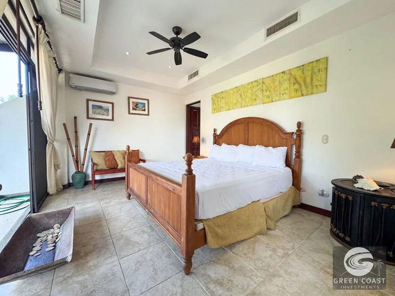Beachfront Luxury in Hermosa Palms: 3-Bed Home with Ocean View Terrace — view 34, Costa Rica