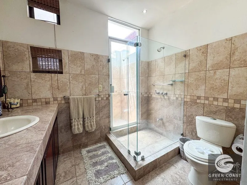 Beachfront Luxury in Hermosa Palms: 3-Bed Home with Ocean View Terrace — view 35, Costa Rica