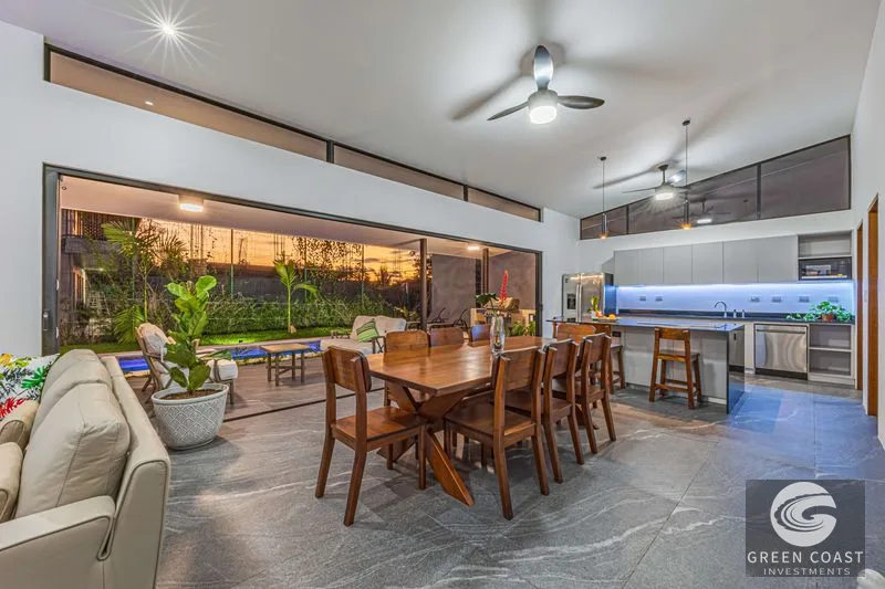 Uvita Luxury Villa: Walk to Amenities, Private Pool & Income Potential — view 9, Uvita, Costa Rica