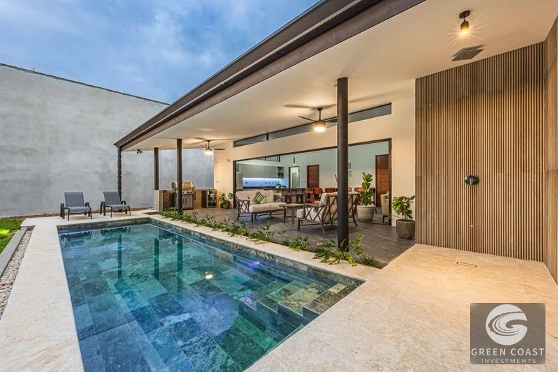 Uvita Luxury Villa: Walk to Amenities, Private Pool & Income Potential — view 12, Uvita, Costa Rica