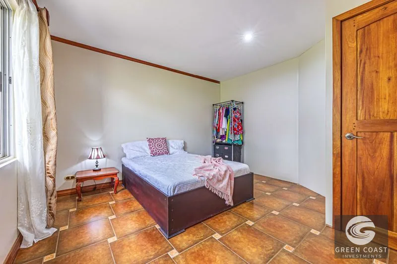 Downtown Uvita Commercial Hub: Versatile Property with Pool & Income Potential — view 11, Costa Rica, Costa Rica