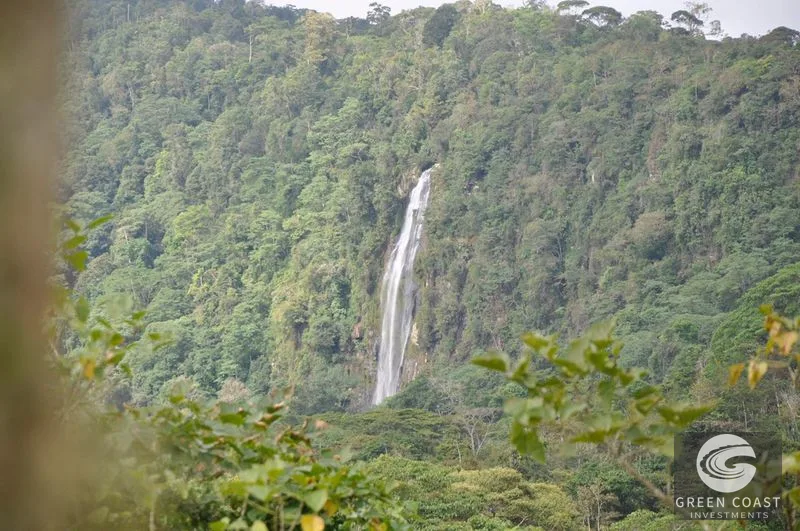 Uvita Mountain Farm: San Luis Waterfall Views & Usable Land for Your Costa Rica Dream — view 8, San Isidro, Costa Rica