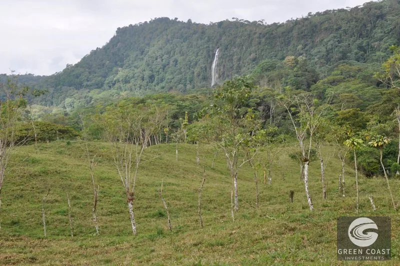 Uvita Mountain Farm: San Luis Waterfall Views & Usable Land for Your Costa Rica Dream — view 13, San Isidro, Costa Rica