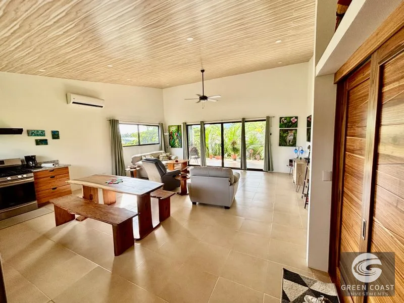 Uvita Tropical Oasis: 2-Bed Home with Pool, Mountain Views & Lush Gardens — view 14, Uvita, Costa Rica